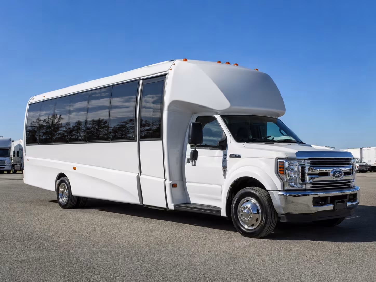 staten island minibus rentals to forest hills stadium concerts